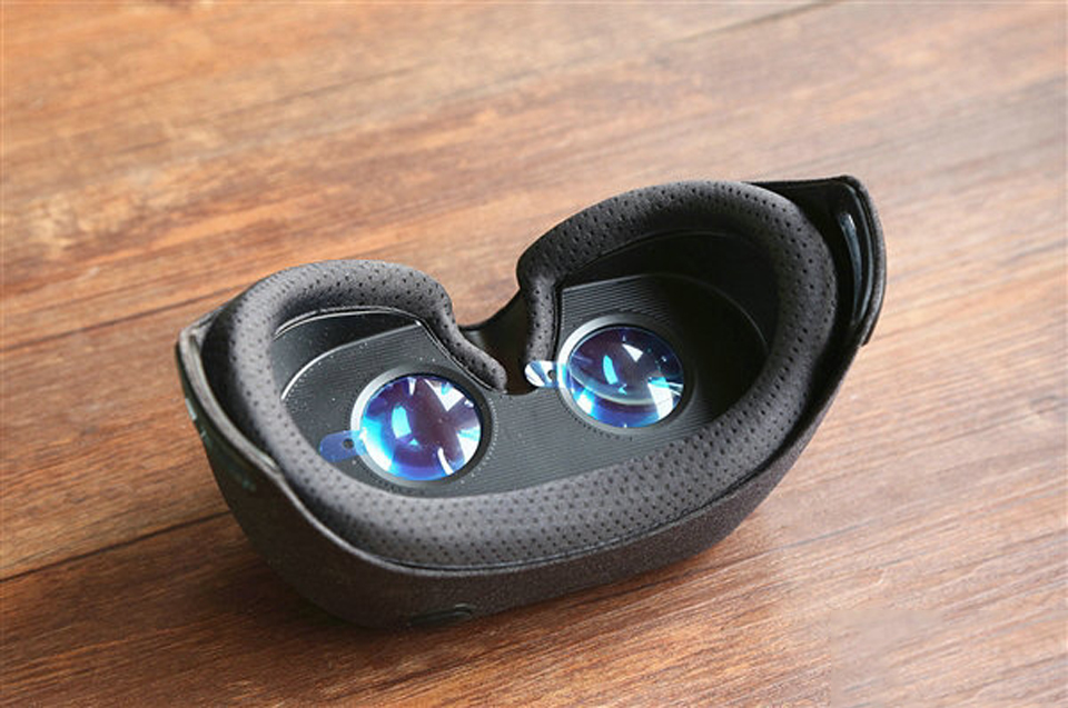 Окуляри Mi VR Play 2 зсередини